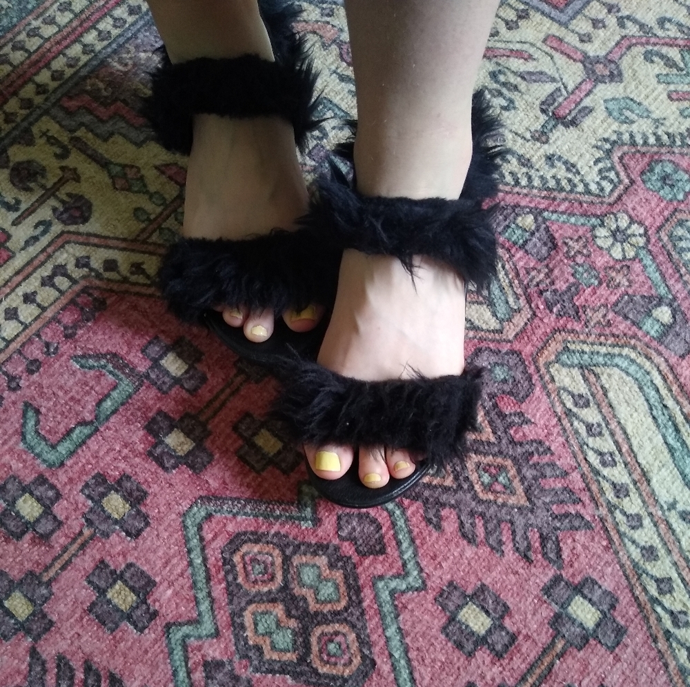 YRU Faux Fur Black Sandals Festival Goth